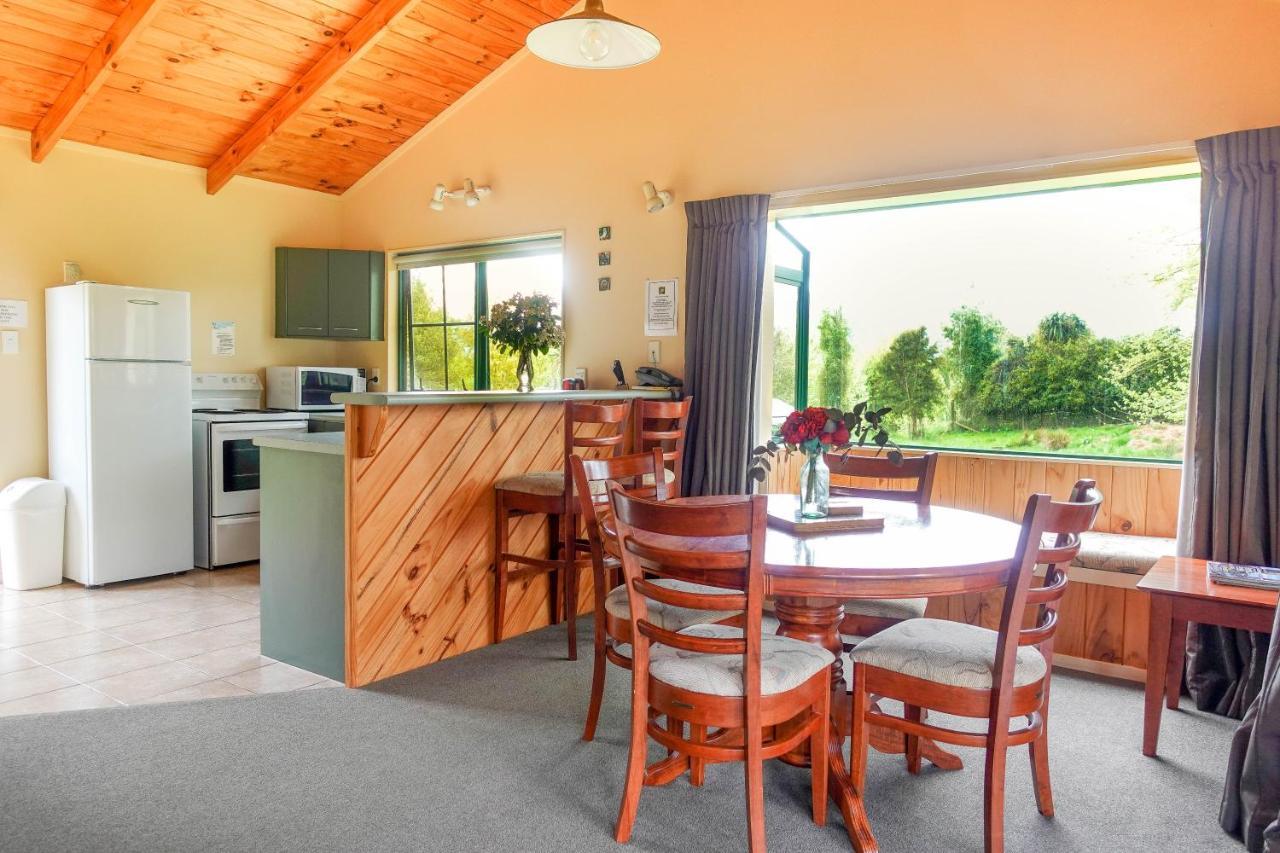 Kiwi Park Motels Murchison Kültér fotó