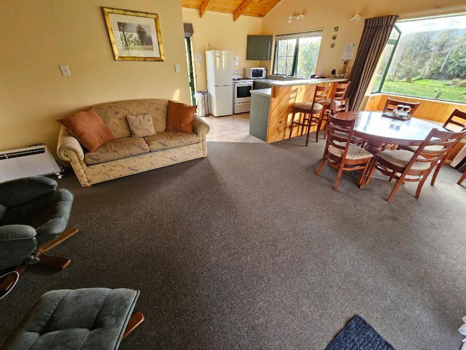 Kiwi Park Motels Murchison Kültér fotó
