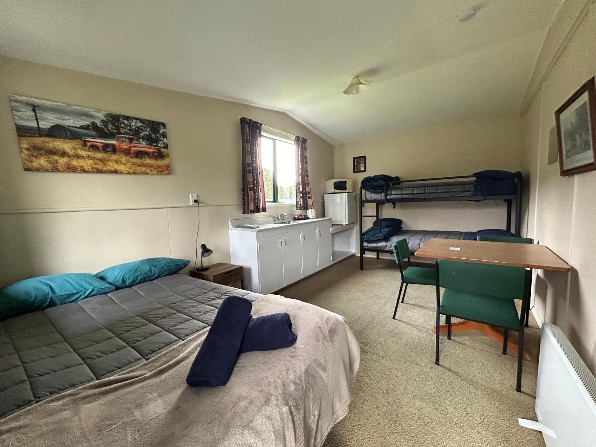 Kiwi Park Motels Murchison Kültér fotó