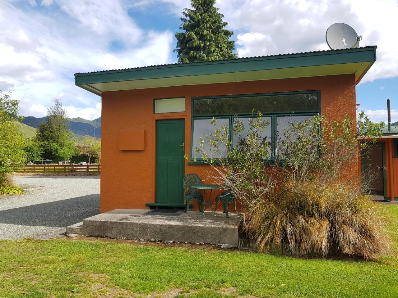 Kiwi Park Motels Murchison Kültér fotó